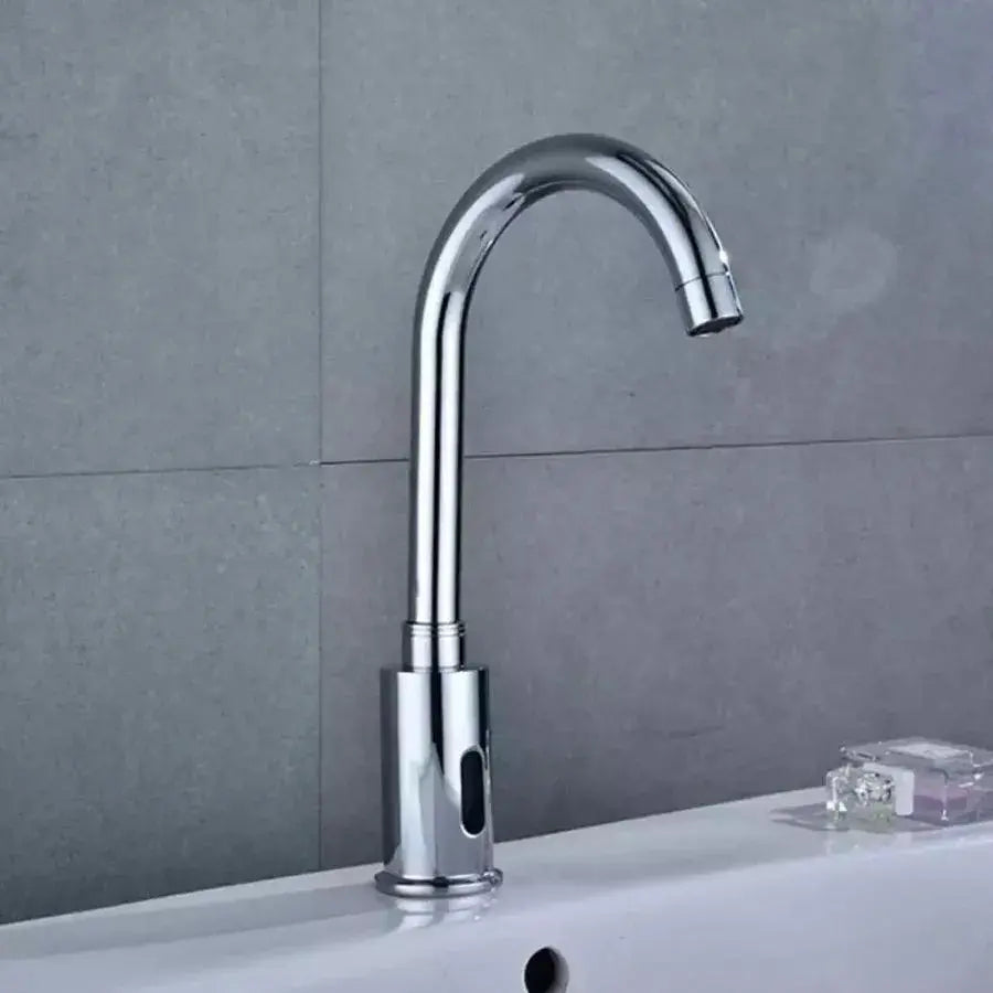 Батерия миеща се със сензор, санитарен месинг, хром, RW-103