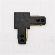 Релсов конектор SN204BK, 6.5x6.5x1.5cm, пластмаса и мед, черен