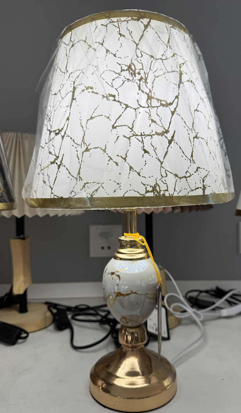 Veioza VZ211WH, 1x E27, метал и текстил, бяло и златно