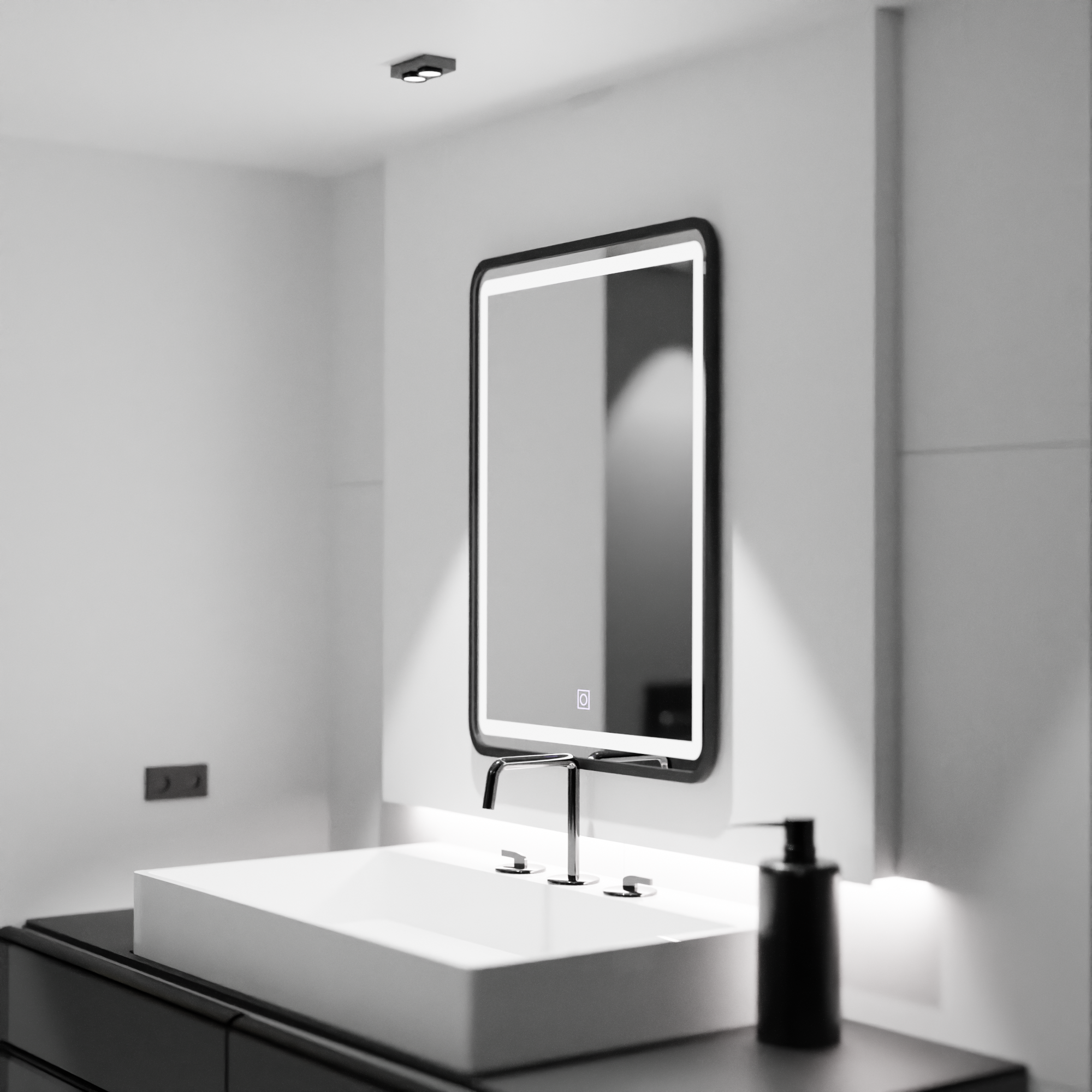 Огледално светодиодно правоъгълно 60x80cm Ombe Basic Touch