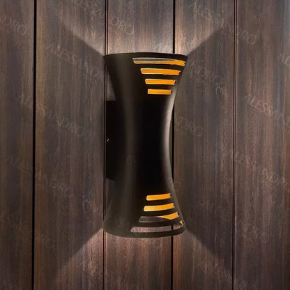 Нанесете LED екстериор Brycen 10W черно злато