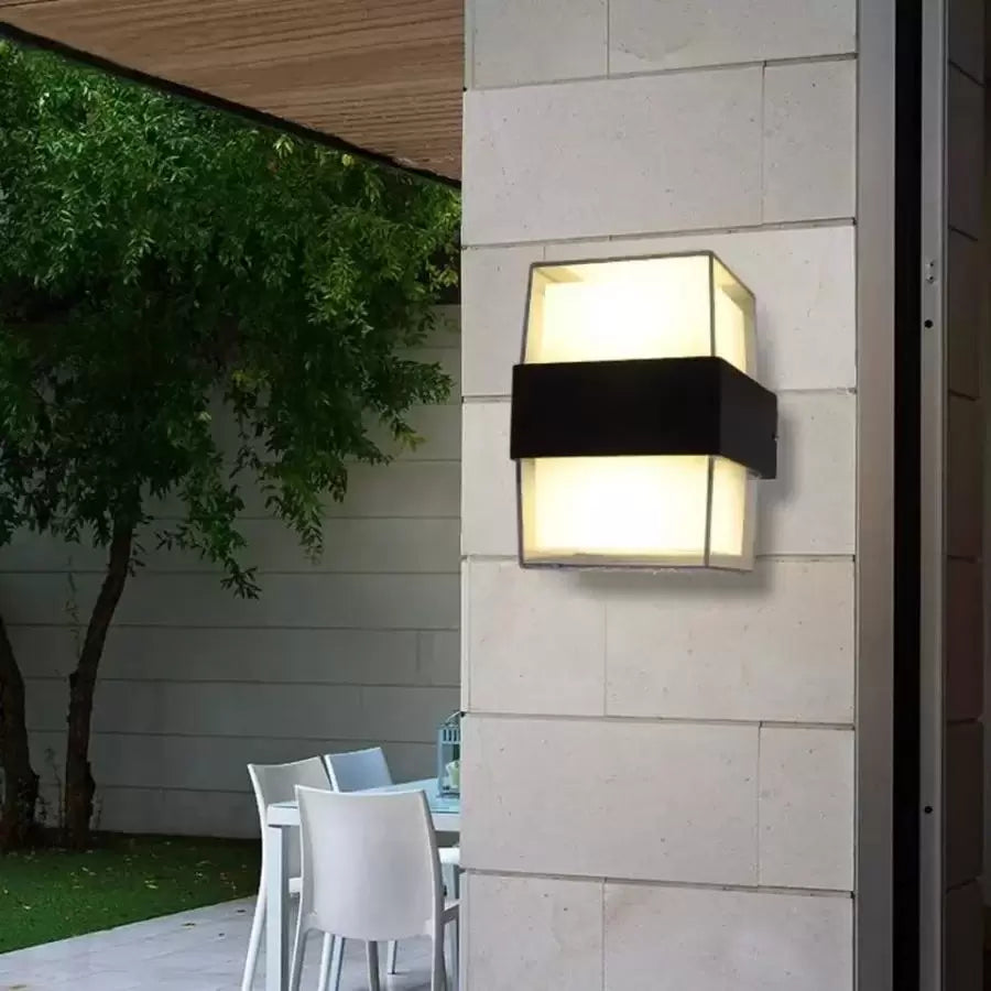 Нанесете екстериор LED Kennedy 12W черно и бяло