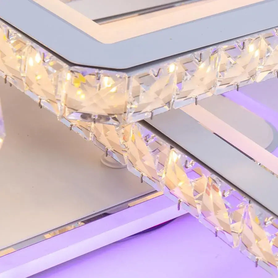 LED полилей с дистанционно управление и Leila Crystal 237W, 8 квадрат