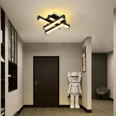 LED Lulus Falls 54W черно и бяло