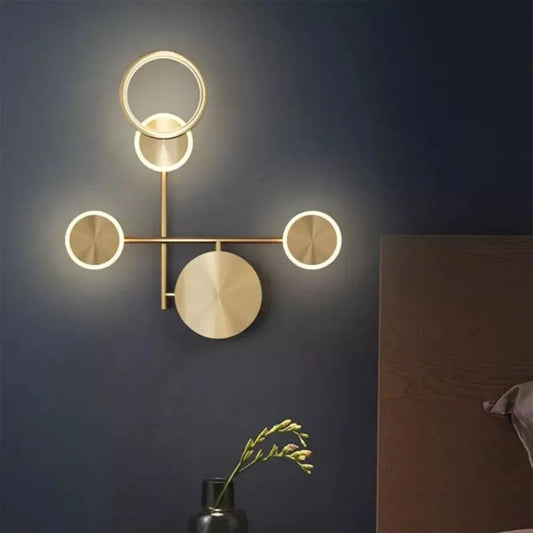 Приложете LED Corycia 25W Gold