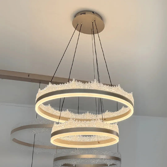 Окачен LED полилей с дистанционно управление NIVALIS 126W, кръгове 40x60cm, студена/топла/неутрална светлина, димиране, регулируема височина, златни модерни полилеи Заглавие по подразбиране Alessandro Design