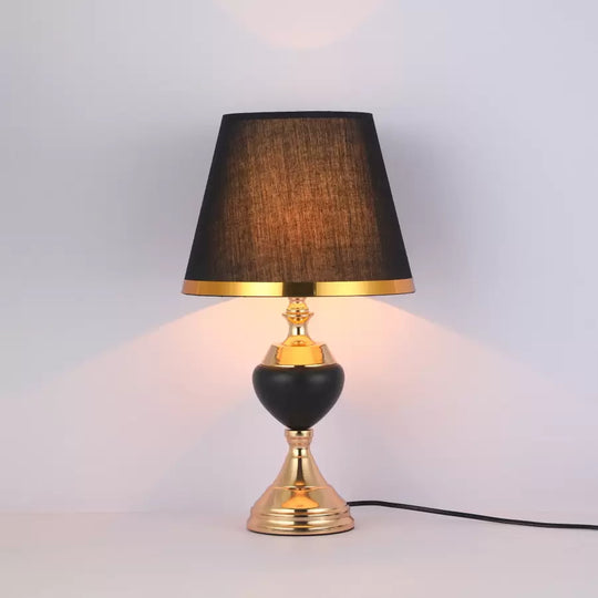 Лампа Mackenzie 1x E27 Черно злато Лампи и лампи Заглавие по подразбиране Alessandro Design